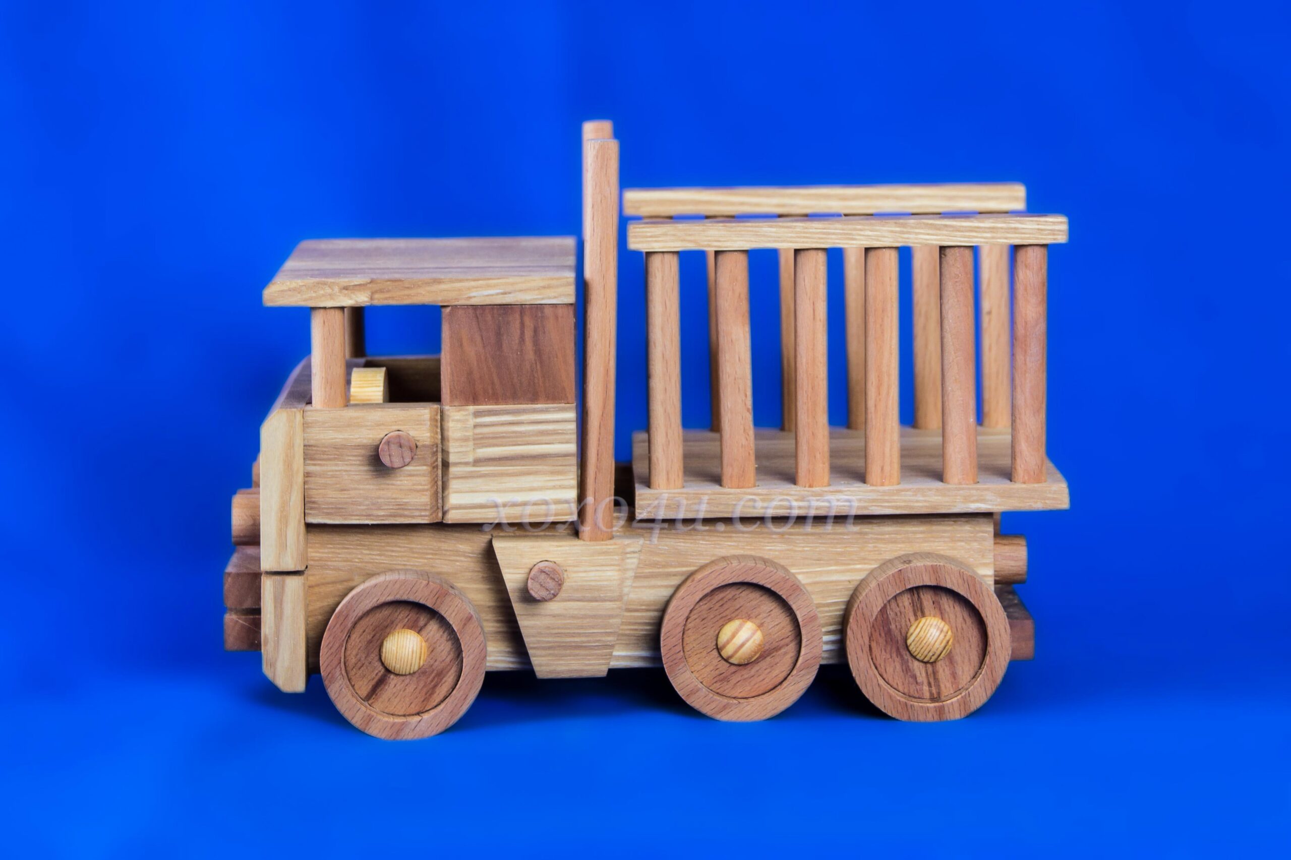 Грузовик игрушка — изображение 2